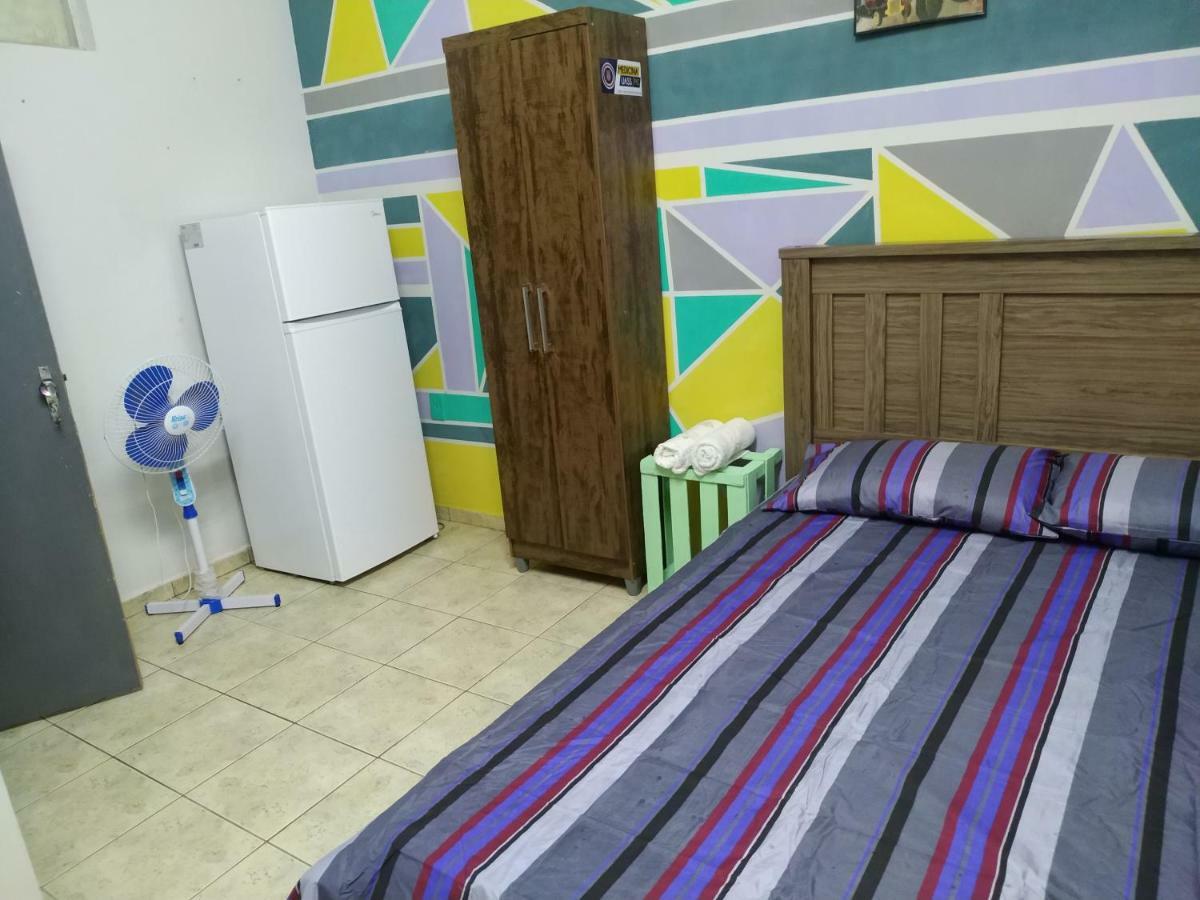 Urban Hostel Pedro Juan Caballero Ngoại thất bức ảnh